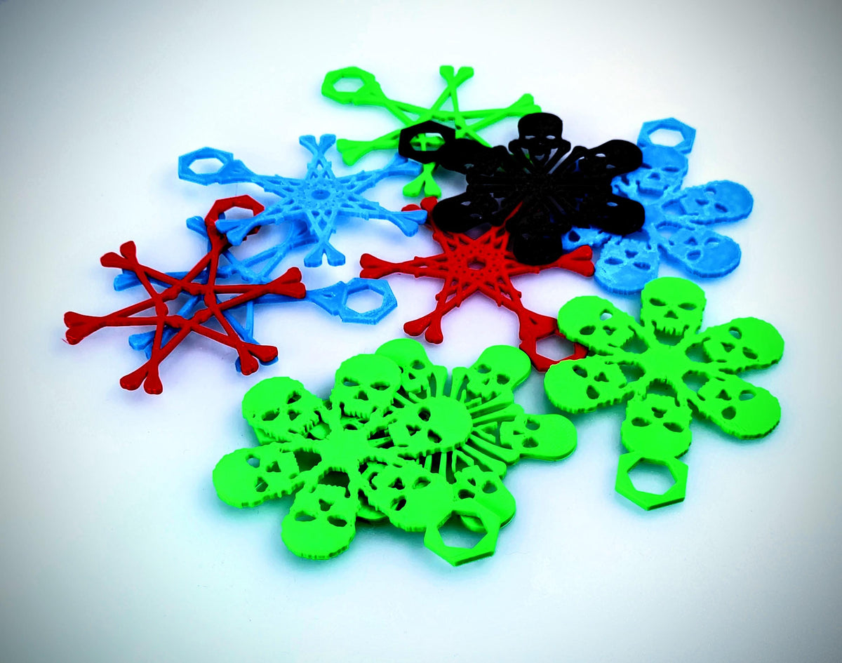 Skull Snowflake Ornaments – Set of 4 Gothic Holiday Decorations, Spooky Christmas Tree Decor, Horror Winter Ornament Set, Alt Xmas Gift
