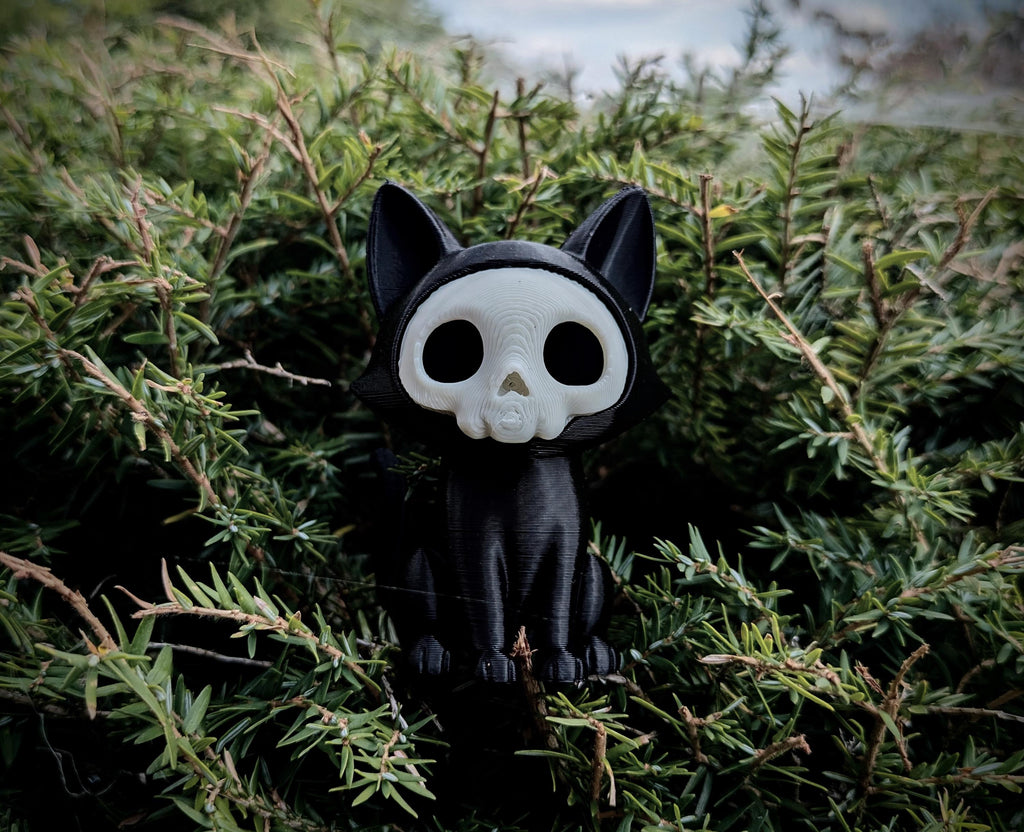 Spooky Cute Skeleton Cat Figurine – 3D Printed Gothic Decor, Halloween Gift, Creepy Cute Collectible