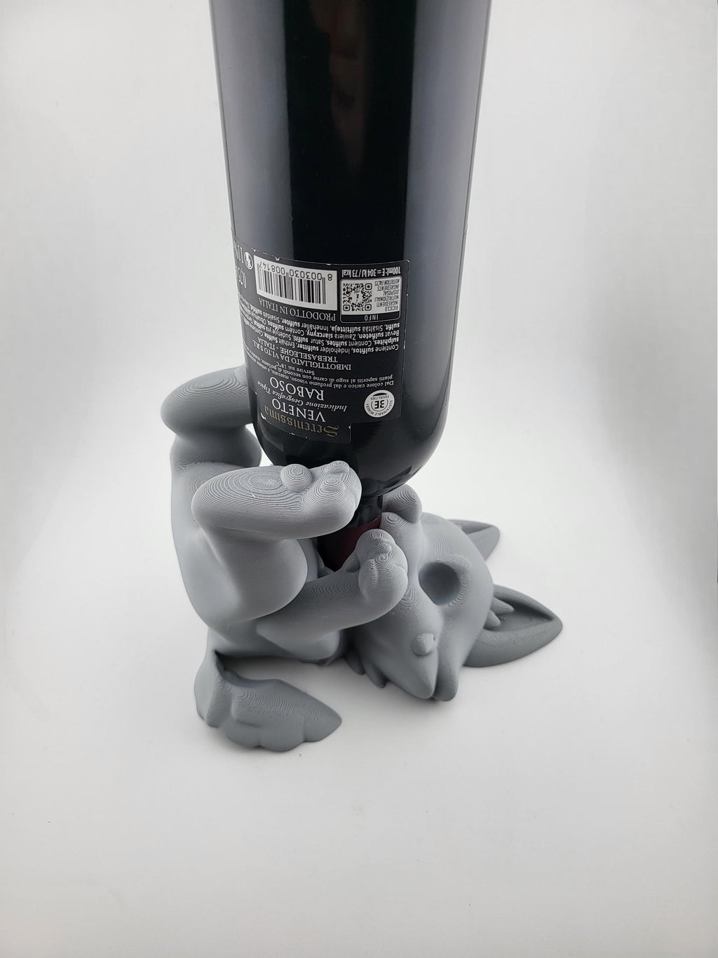 Cute Wolf Wine Bottle Holder – Wolf Pup Bottle Stand for 750ml Wine, Cute Bar & Countertop Decor