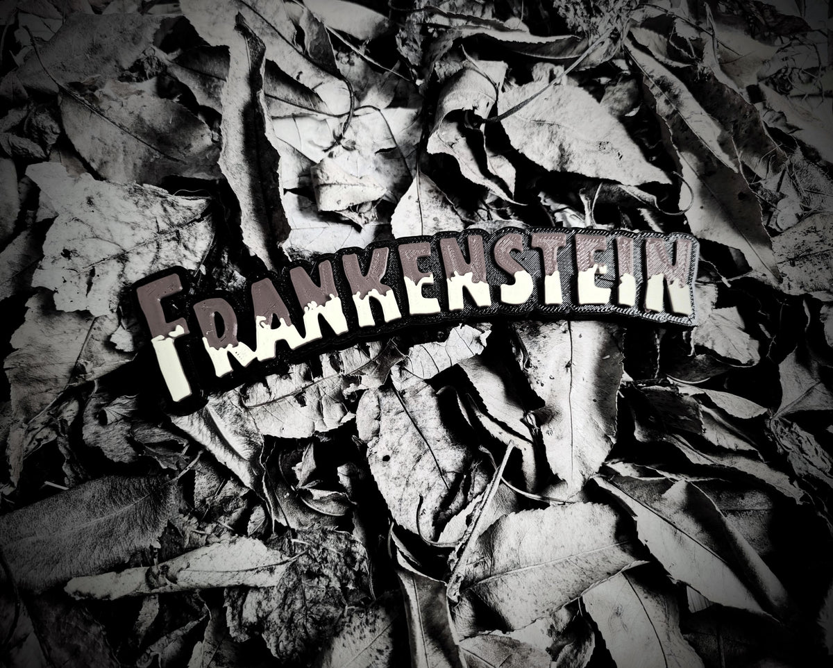 Frankenstein Dripping Letters Sign – Retro Horror Halloween Decor, product image 1