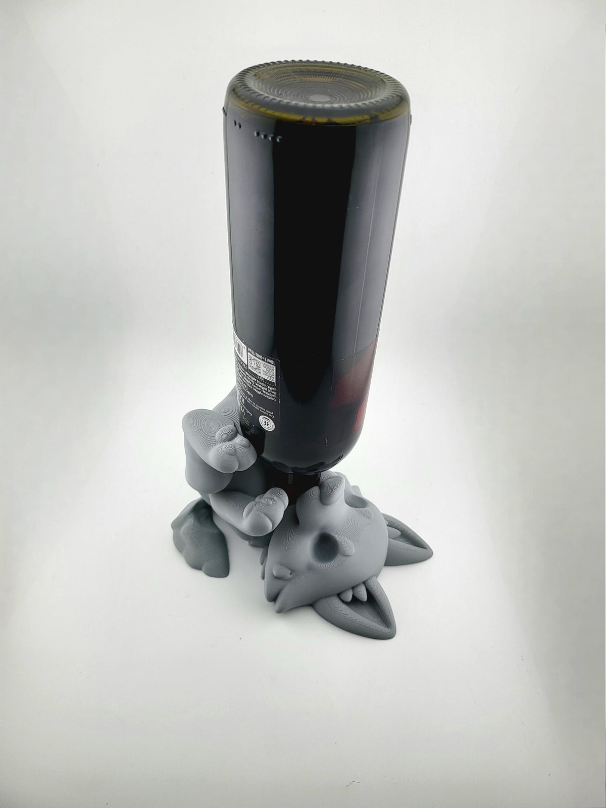 Cute Wolf Wine Bottle Holder – Wolf Pup Bottle Stand for 750ml Wine, Cute Bar & Countertop Decor