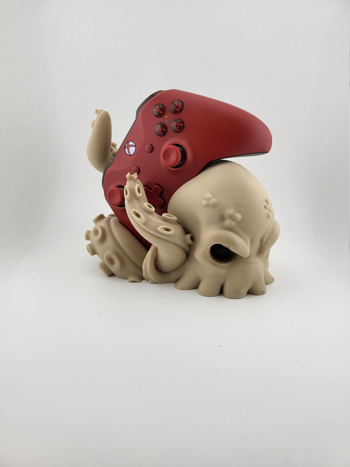 Skull & Tentacle Xbox Controller Stand – Creepy Cute Gamer Decor – 3D Printed Fantasy Stand – Halloween Gaming Gift